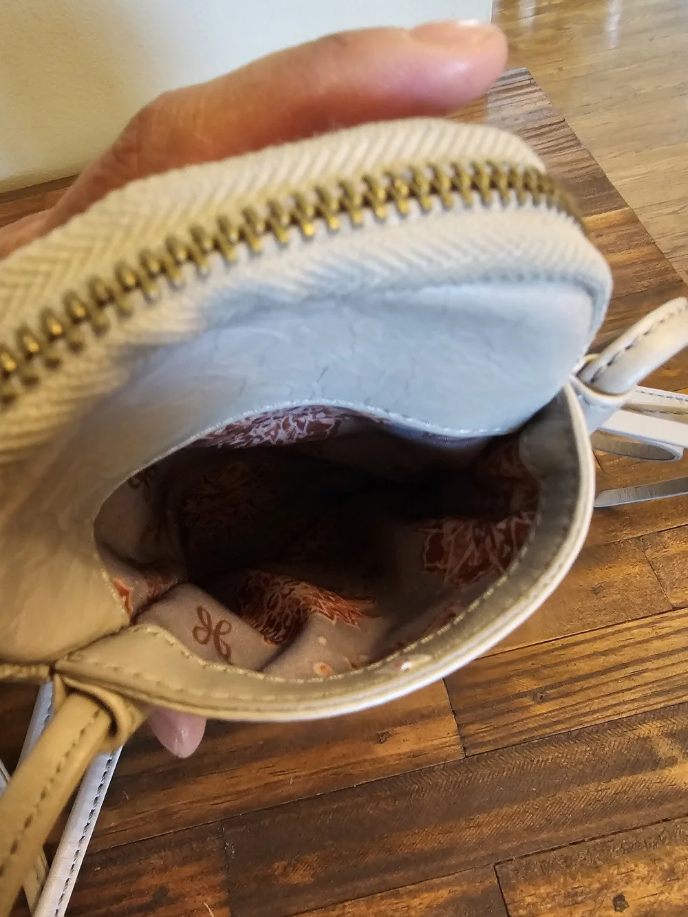 HOBO Light Gray Leather Crossbody Bag - Neutral Everyday Style